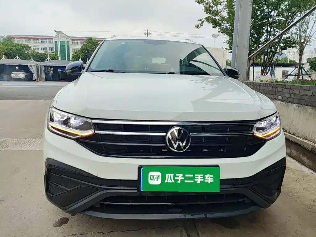 Volkswagen Tiguan L 2024