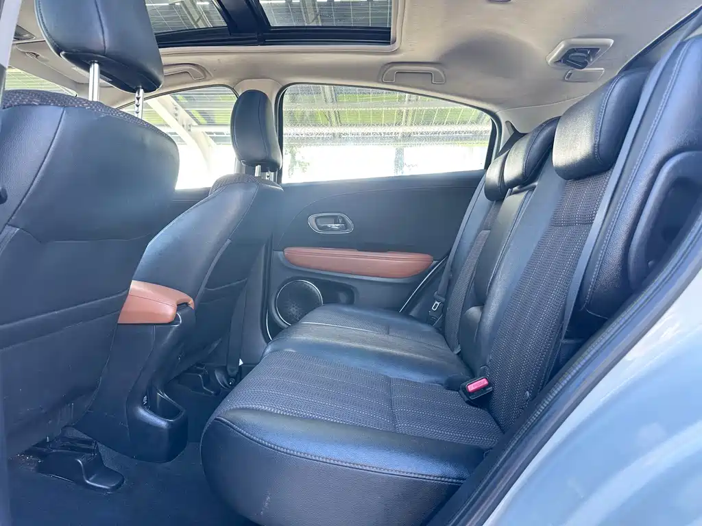 Honda Vezel 2015 — фото 12