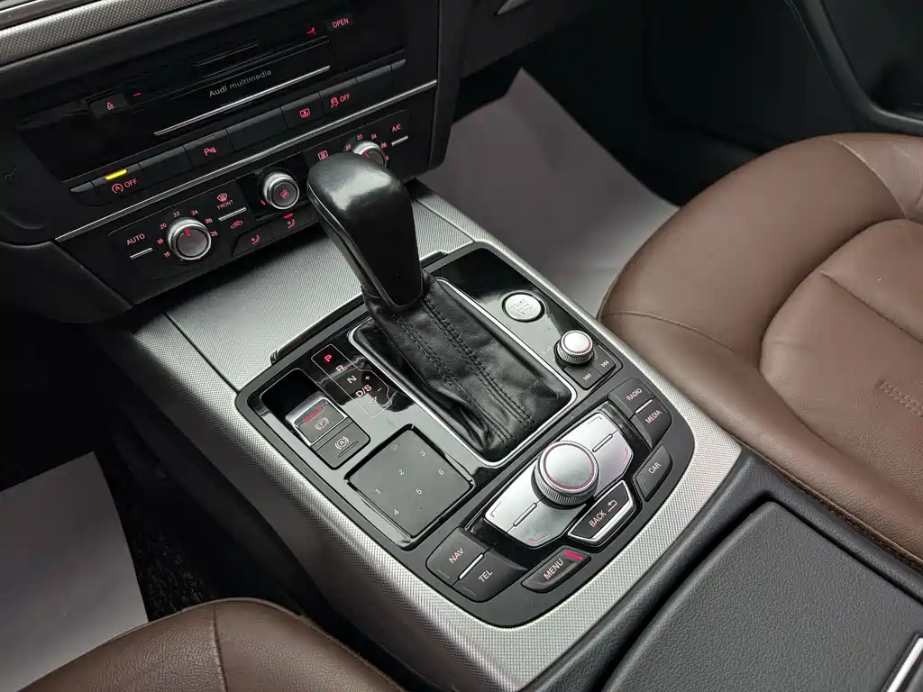 Audi A6L 2018 — фото 19