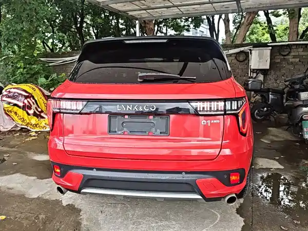 Lynk & Co 01 2019