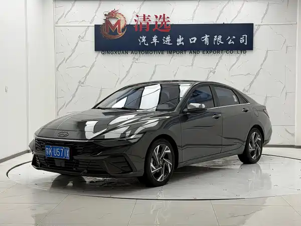 Hyundai Elantra 2023