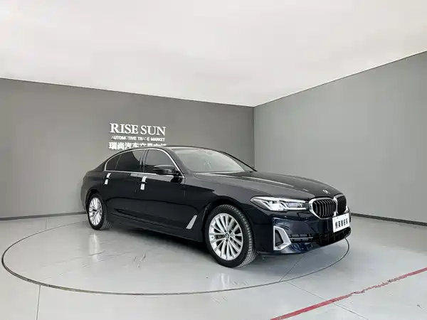 BMW 5 Series 2022