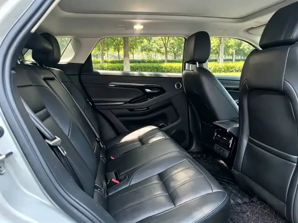 Land Rover Range Rover Evoque 2021 — фото 10