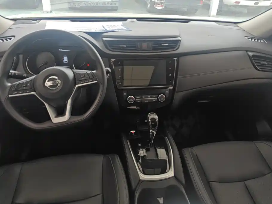 Nissan X-Trail 2023 — фото 11