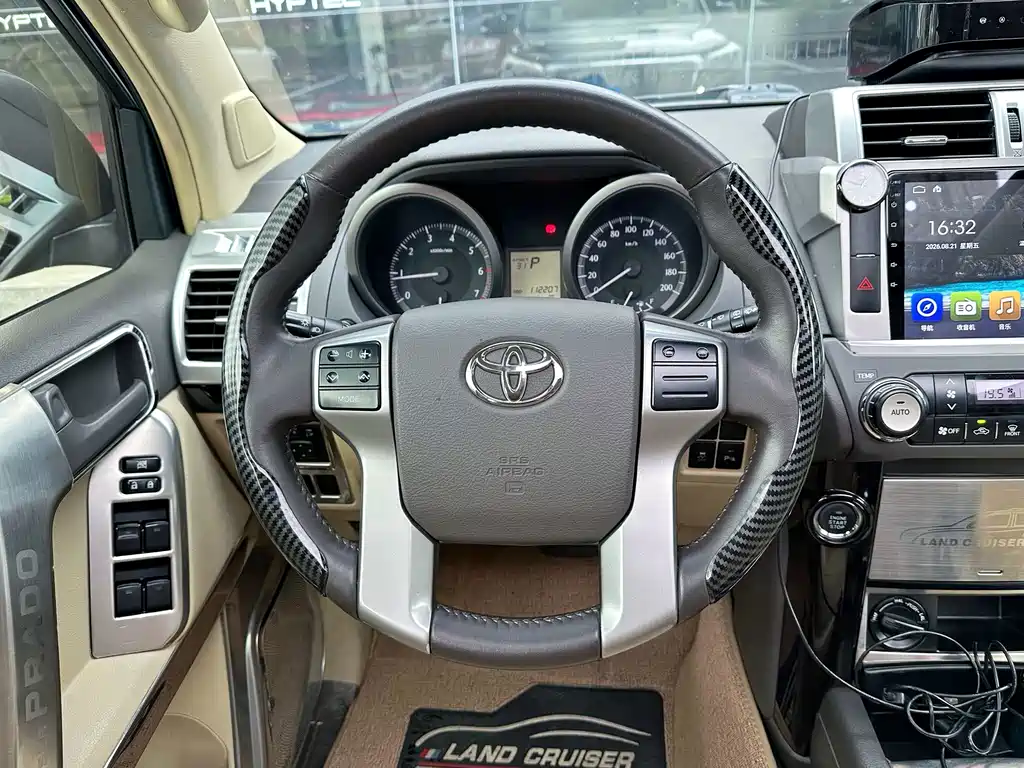 Toyota Prado 2017 — фото 13
