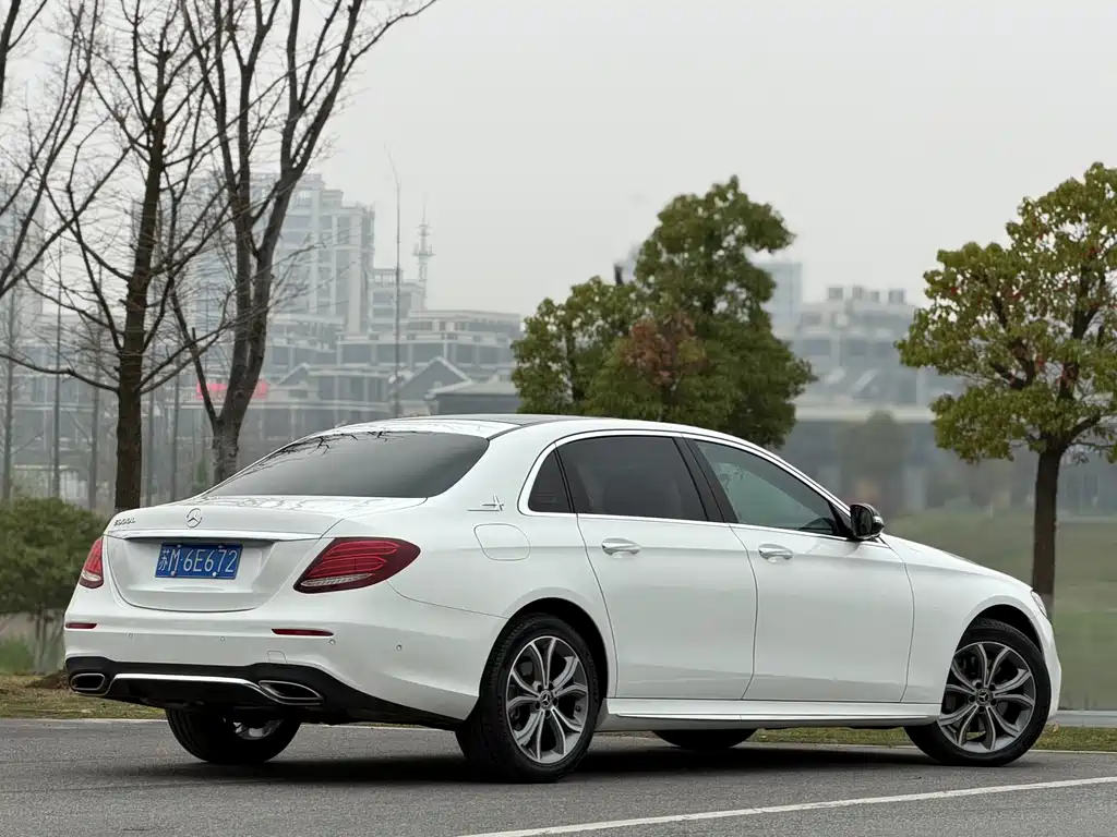 Mercedes-Benz E-Class 2020 — фото 4