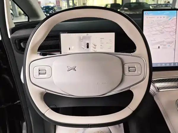 XPeng X9 2024
