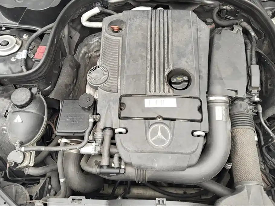 Mercedes-Benz E-Class 2012 — фото 10
