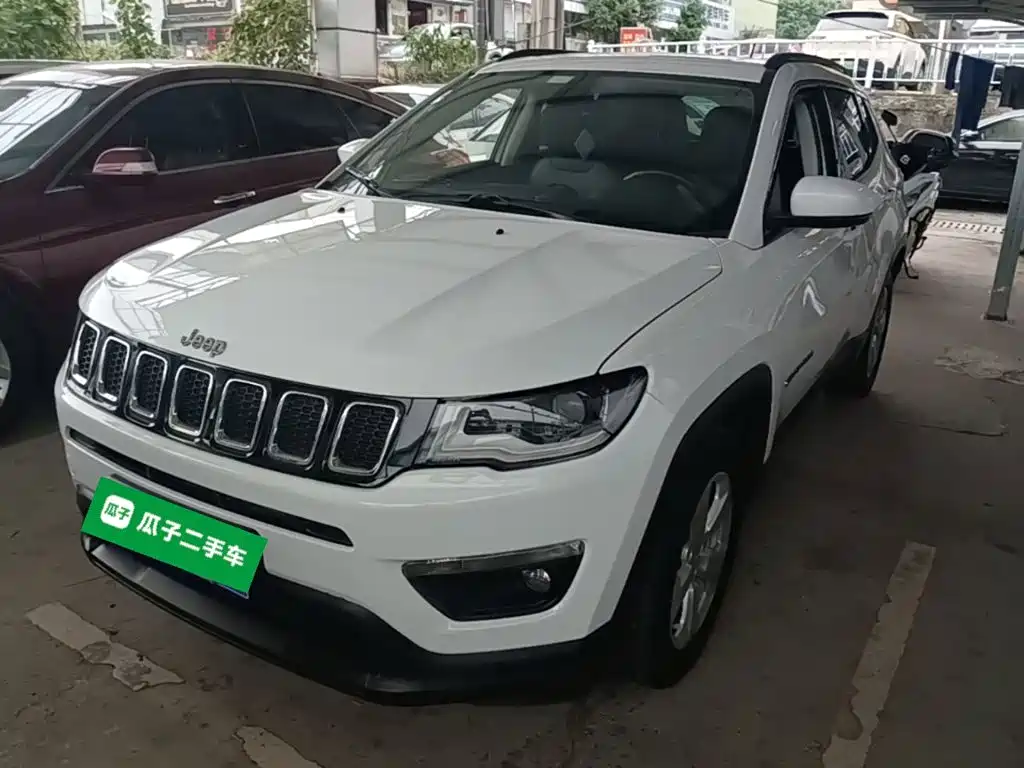 Jeep Compass 2017 — фото 2