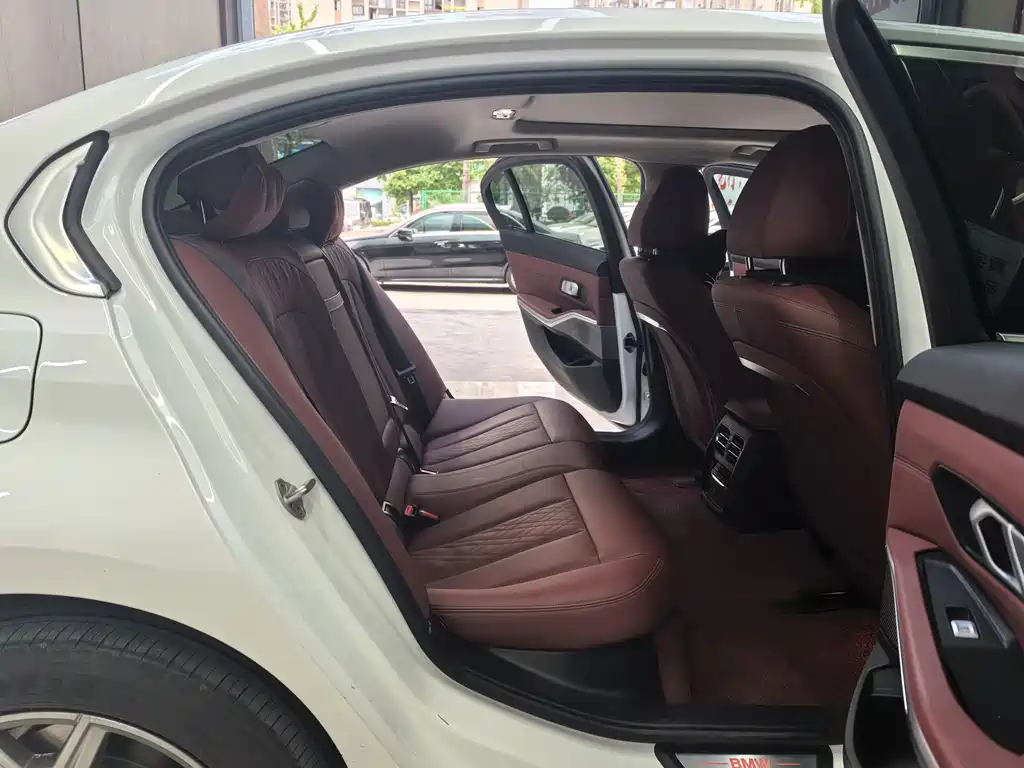 BMW i3 2023 — фото 12