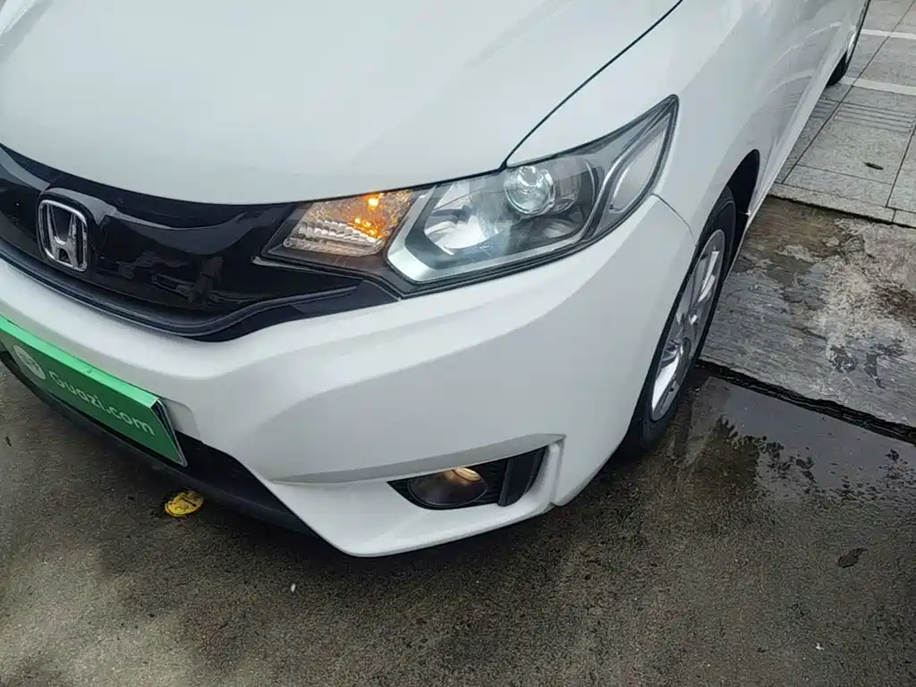 Honda Fit 2015 — фото 24