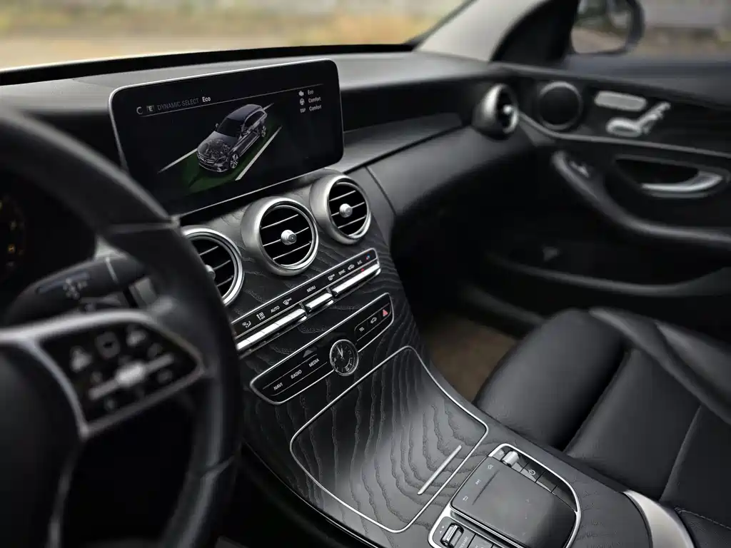 Mercedes-Benz C-Class 2019 — фото 11