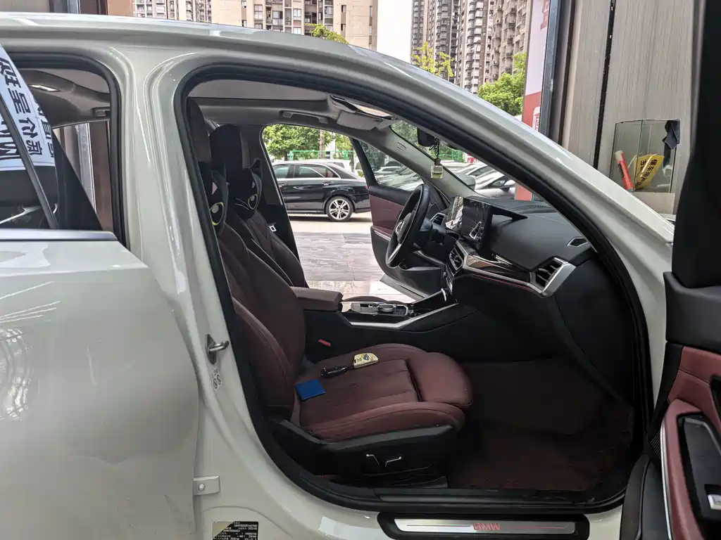 BMW i3 2023 — фото 13