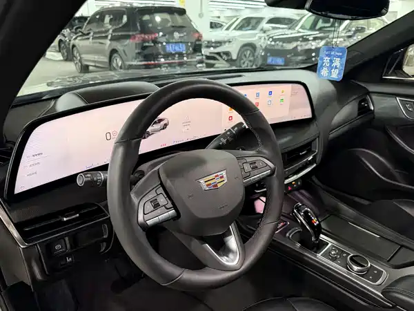 Cadillac CT5 2024