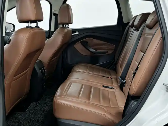 Ford Kuga 2018 — фото 6