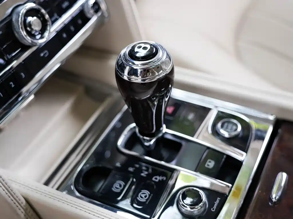 Bentley Mulsanne 2013 — фото 19