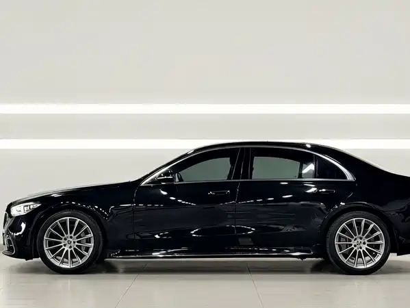 Mercedes-Benz S-Class 2021