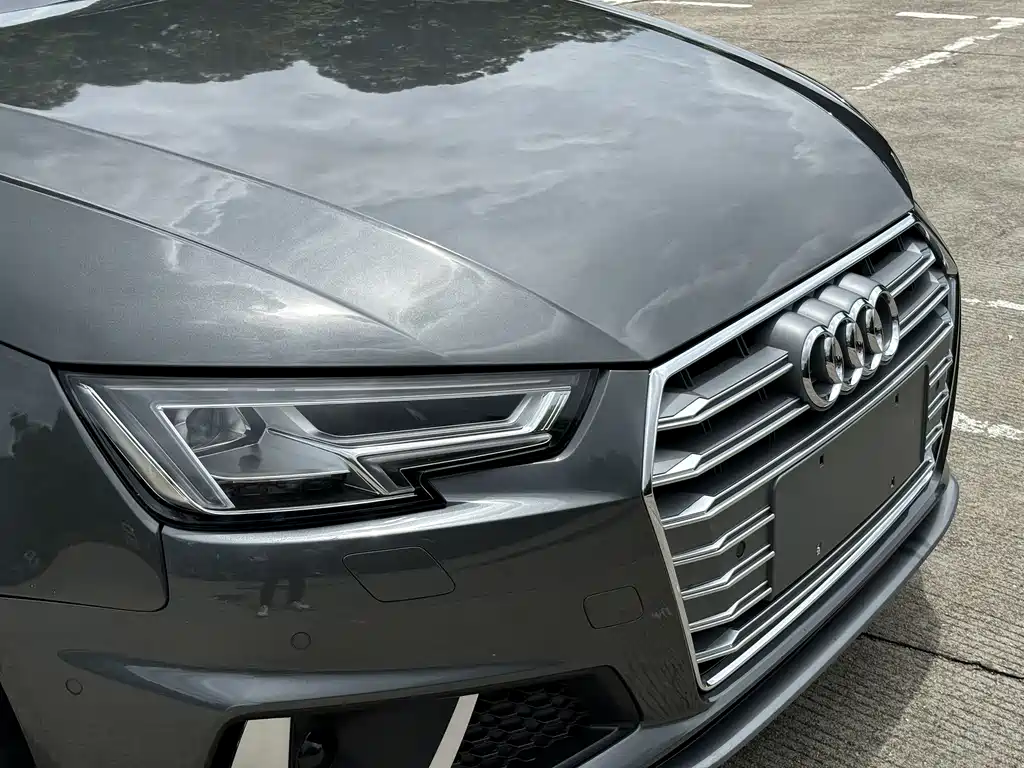Audi A4L 2019 — фото 11