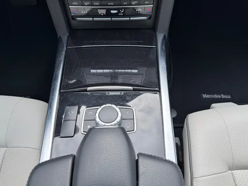 Mercedes-Benz E-Class 2015 — фото 8