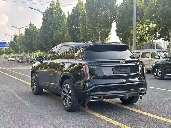 Cadillac XT5 2025