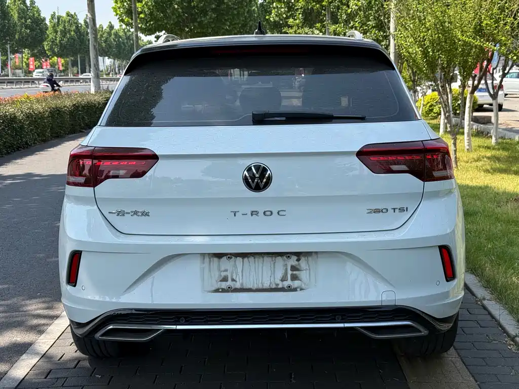 Volkswagen T-Roc 2021 — фото 3
