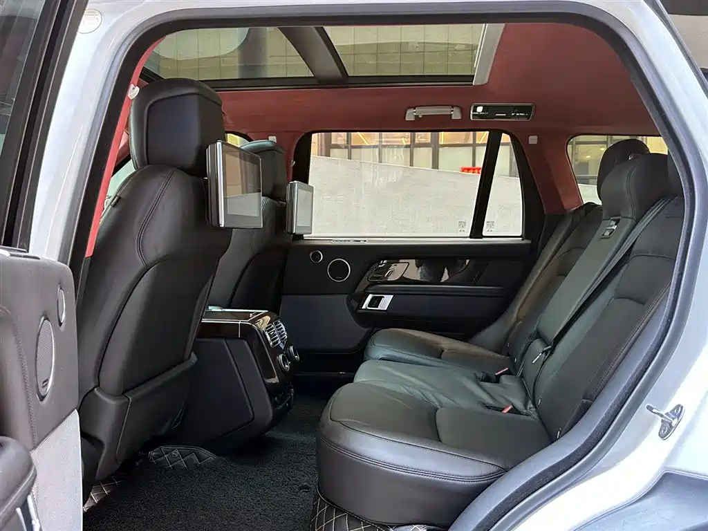 Land Rover Range Rover 2020 — фото 10
