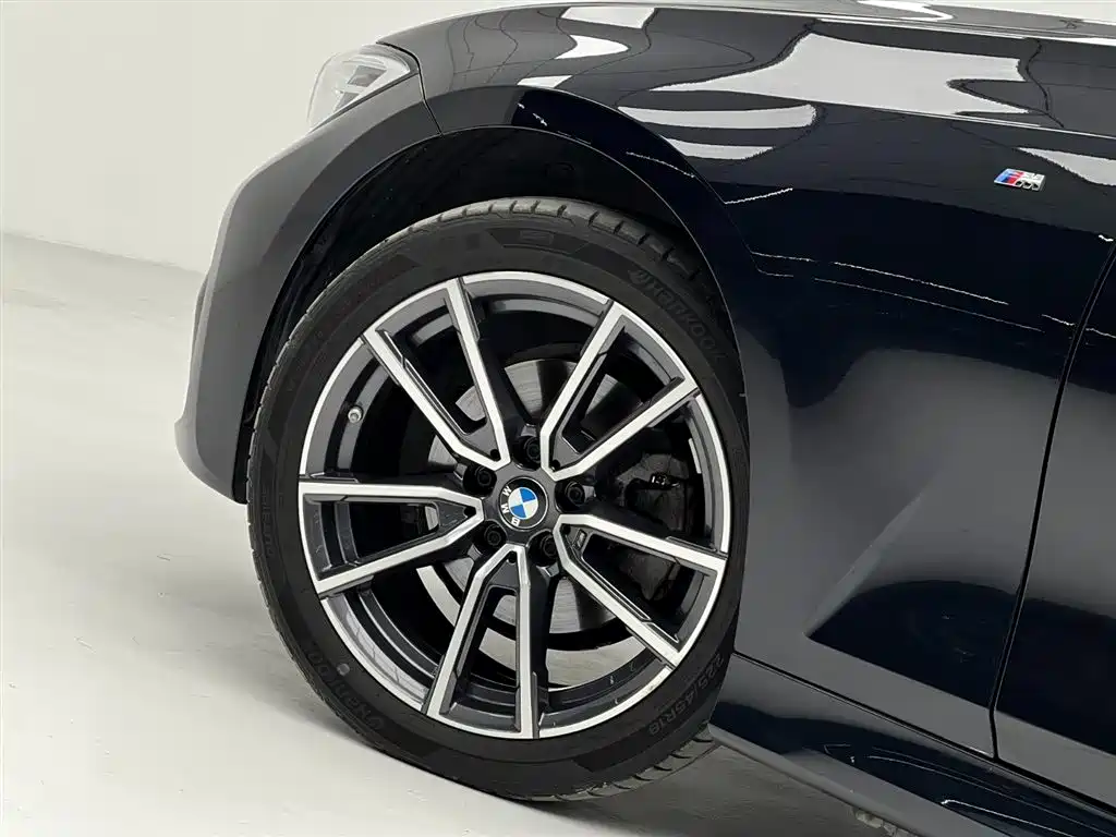 BMW 3 Series 2022 — фото 18