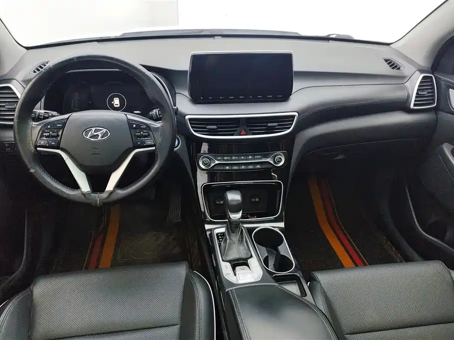 Hyundai Tucson 2019 — фото 12