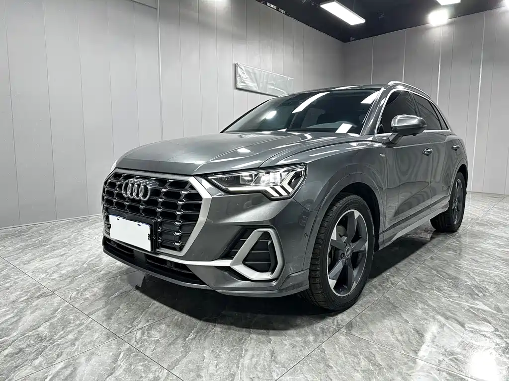 Audi Q3 2022