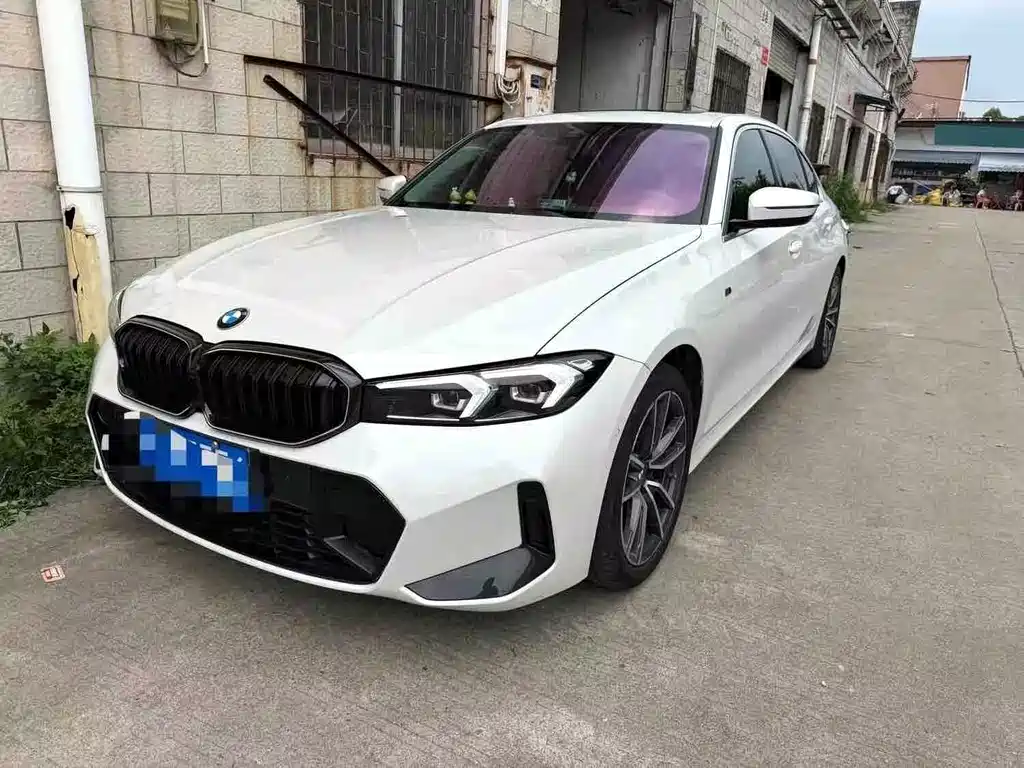 BMW 3 Series 2023