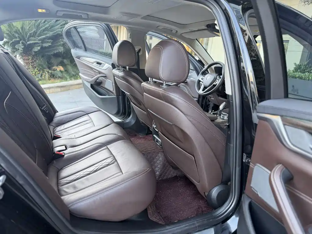 BMW 5 Series 2019