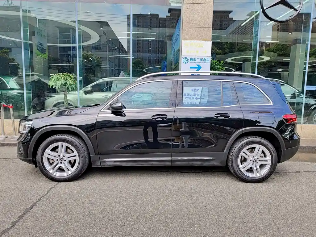 Mercedes-Benz GLB 2022 — фото 3