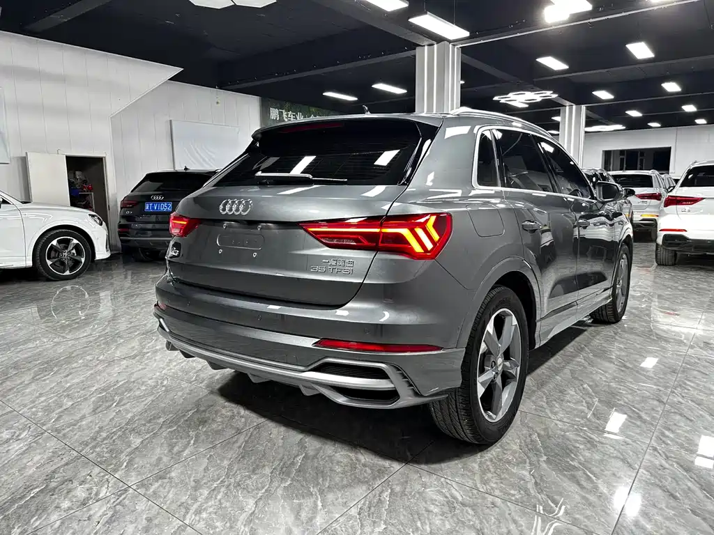 Audi Q3 2022
