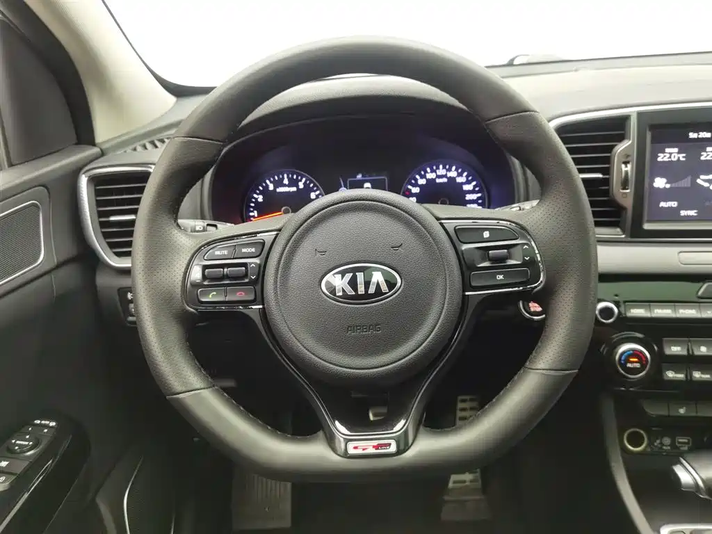 Kia KX5 2017 — фото 11