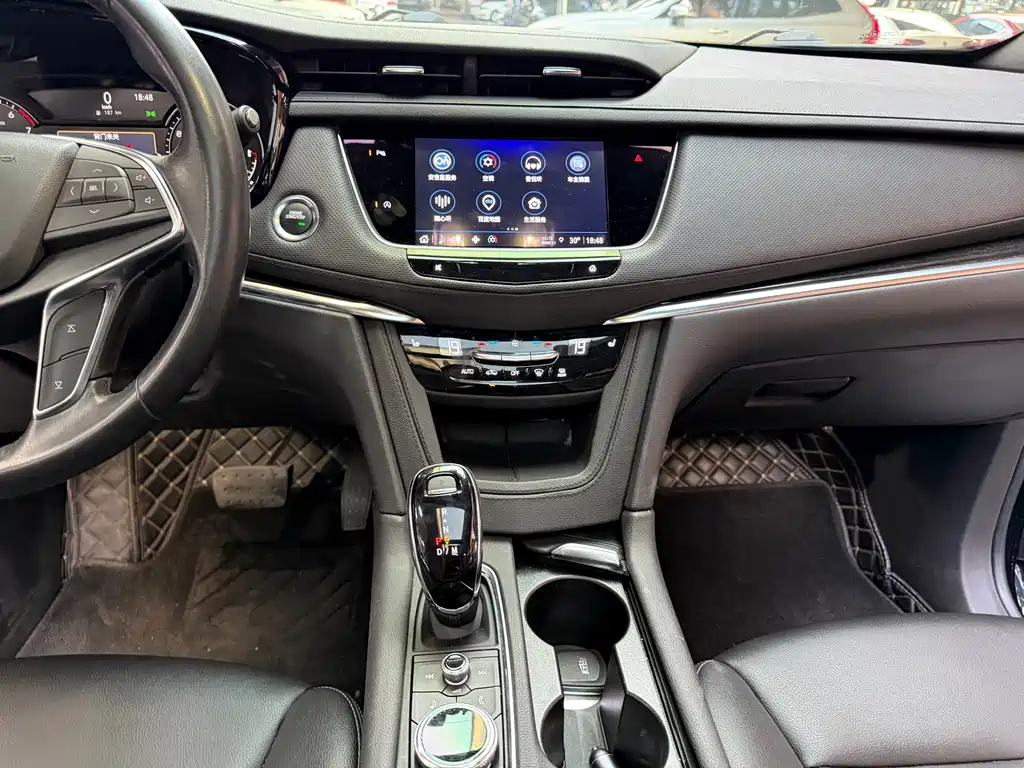Cadillac XT5 2022 — фото 13