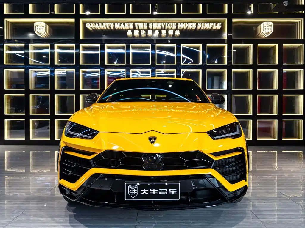Lamborghini Urus 2020 — фото 2