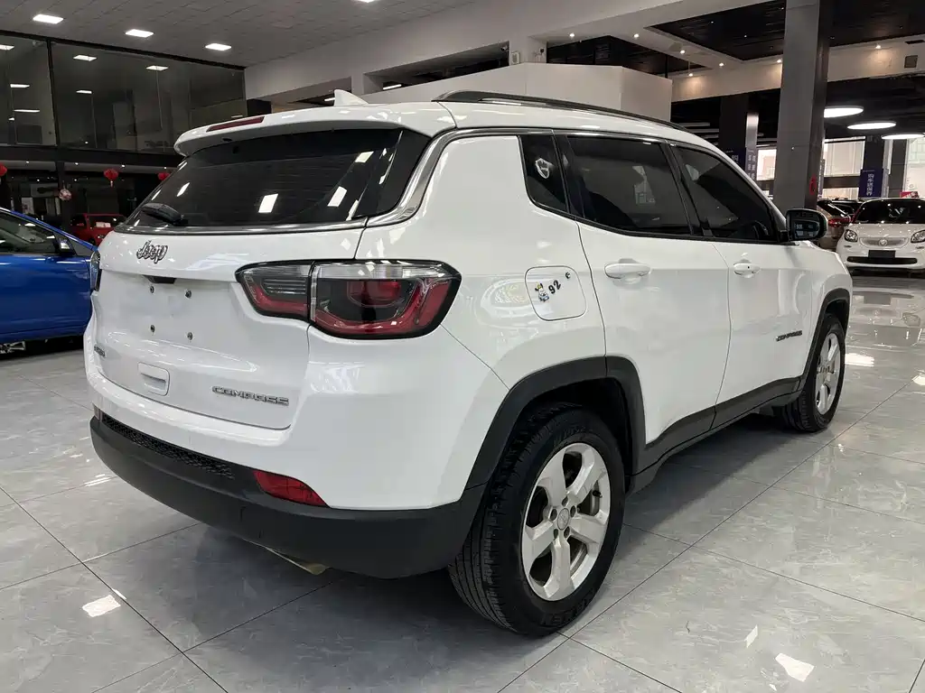 Jeep Compass 2020 — фото 6