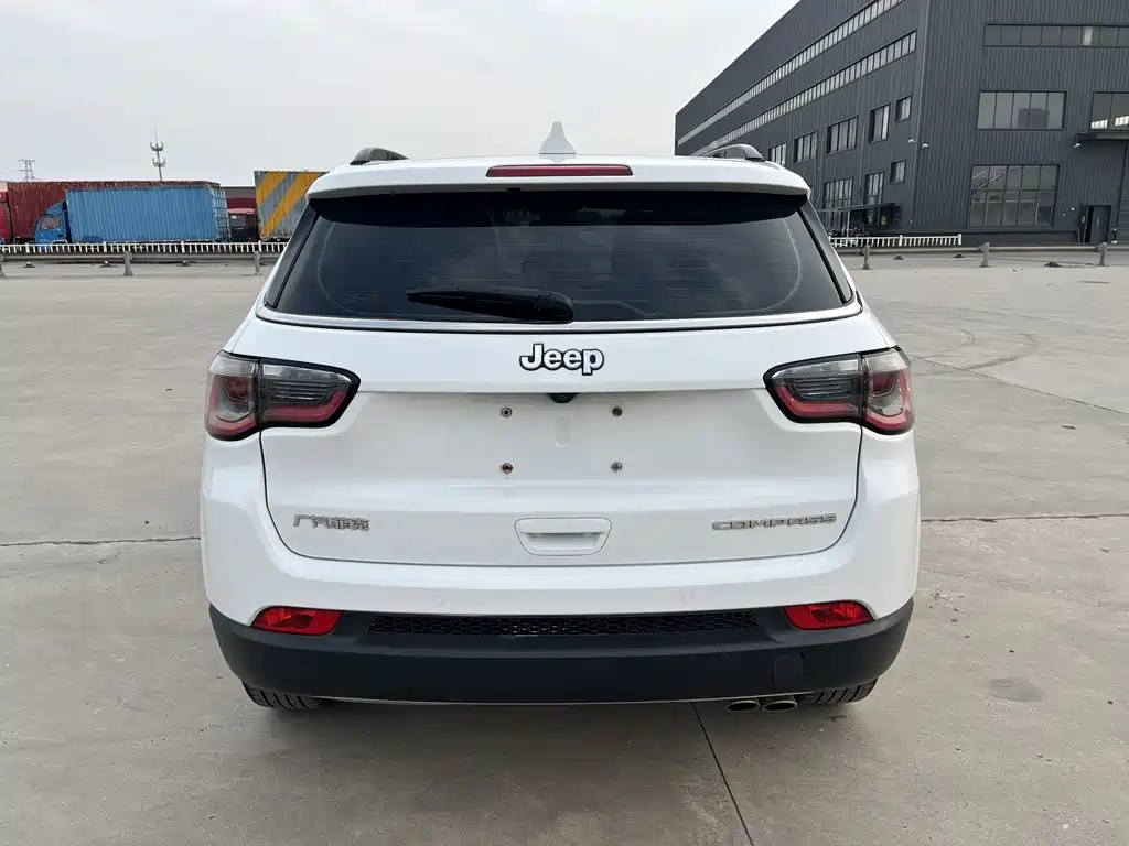 Jeep Compass 2020 — фото 24