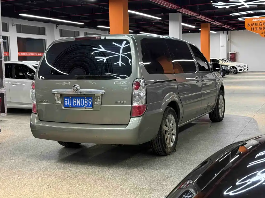 Buick GL8 2015