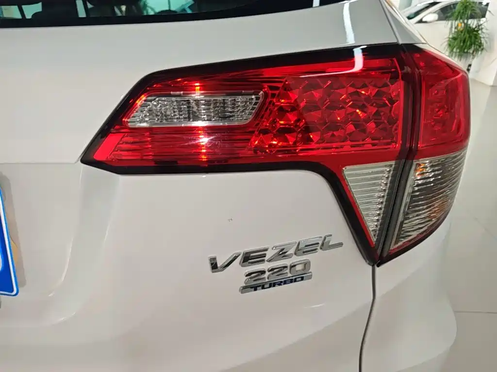 Honda Vezel 2019 — фото 8