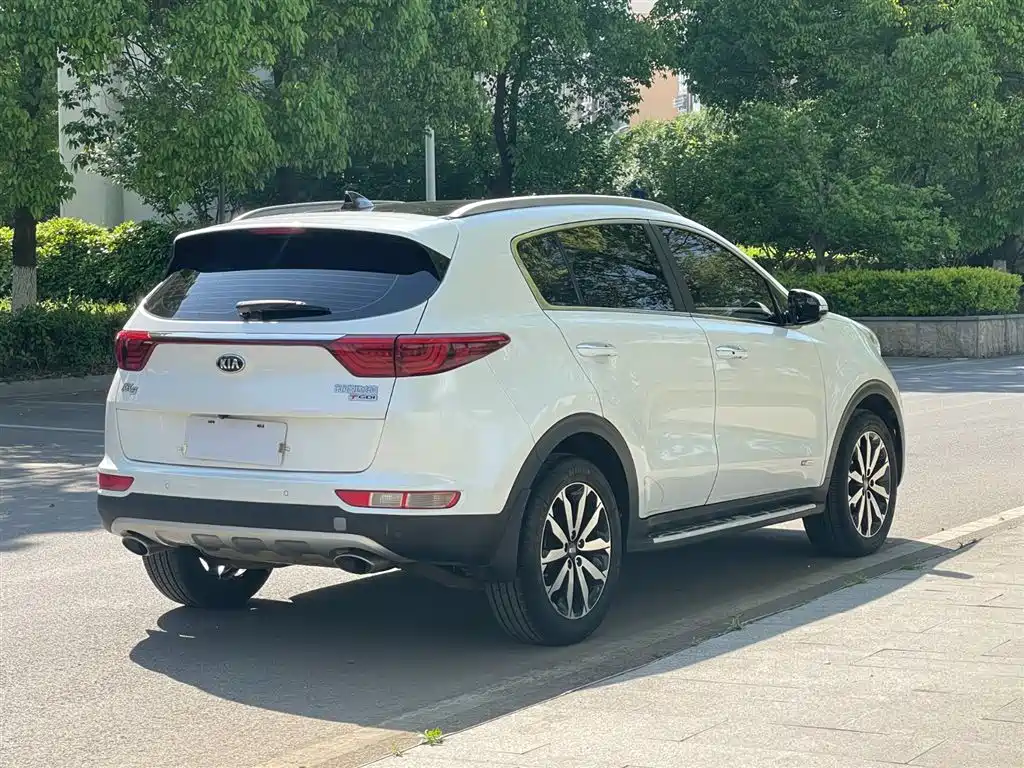 Kia KX5 2017 — фото 6