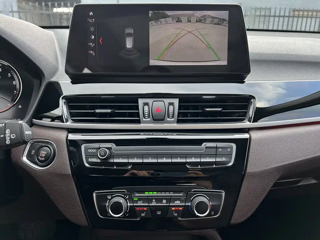 BMW X1 2022 — фото 14