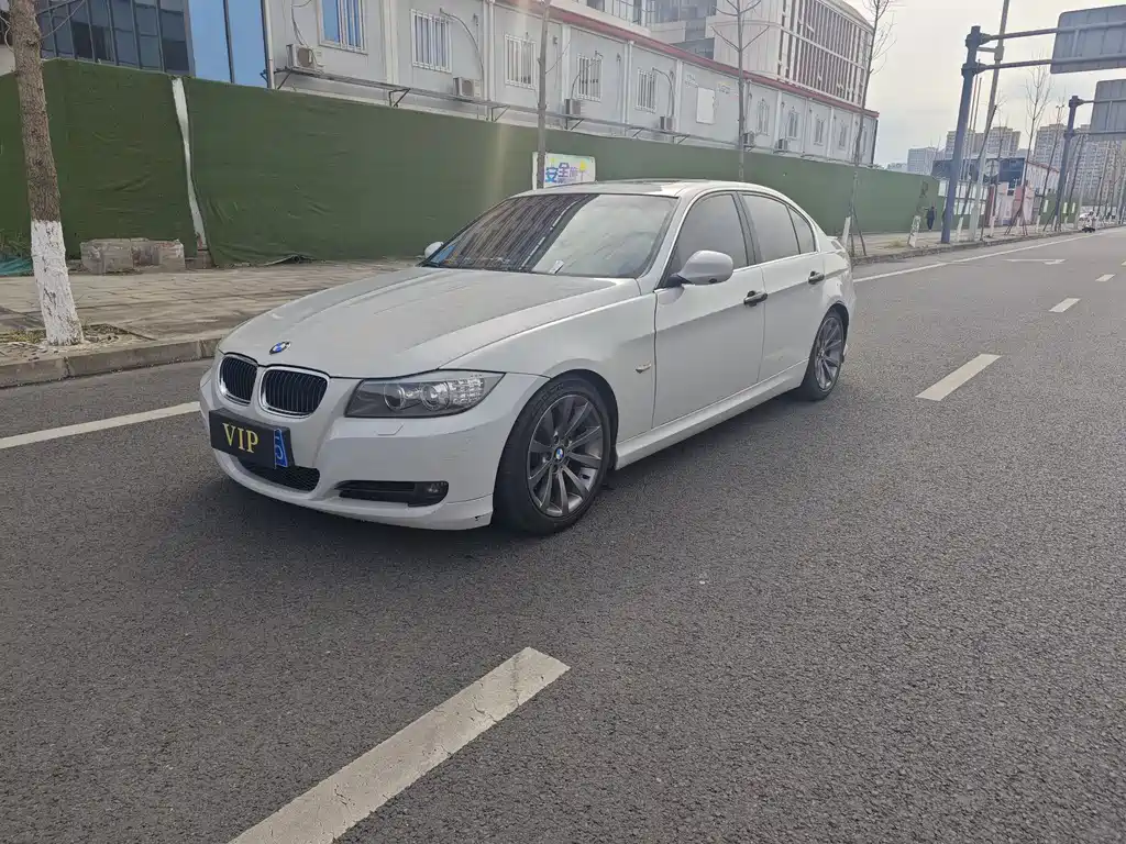 BMW 3 Series 2009