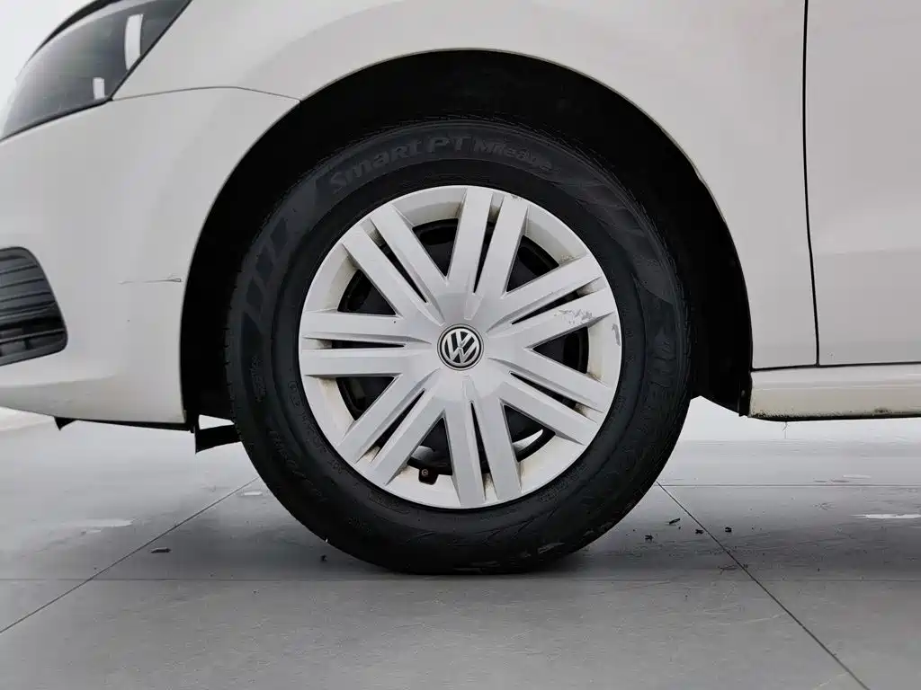 Volkswagen Polo 2018 — фото 17