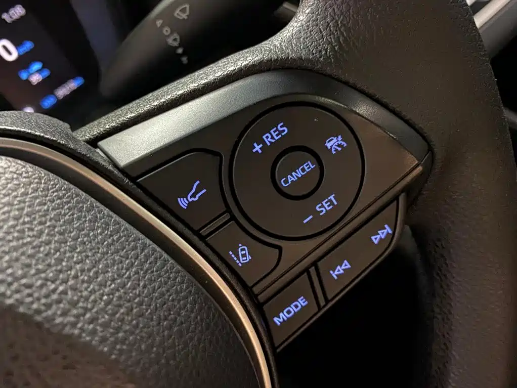 Toyota Levin 2022 — фото 11