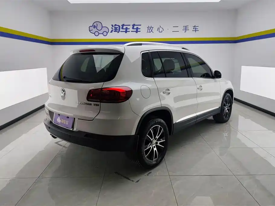 Volkswagen Tiguan 2015 — фото 3