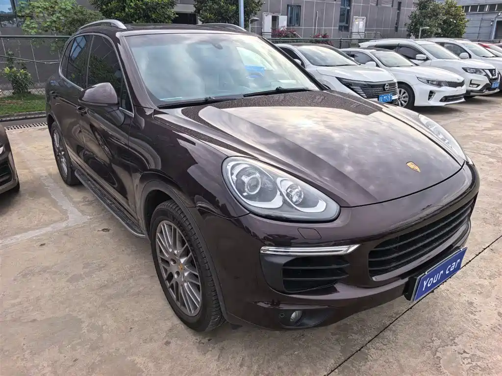 Porsche Cayenne 2016 — фото 3