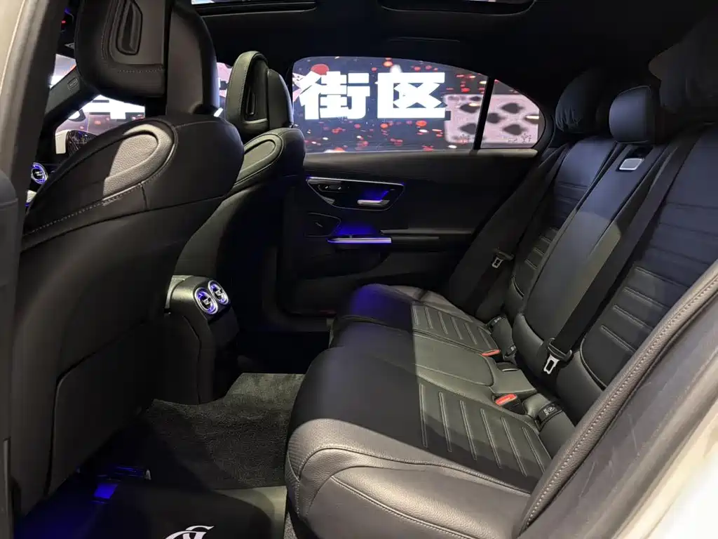 Mercedes-Benz C-Class 2022 — фото 12