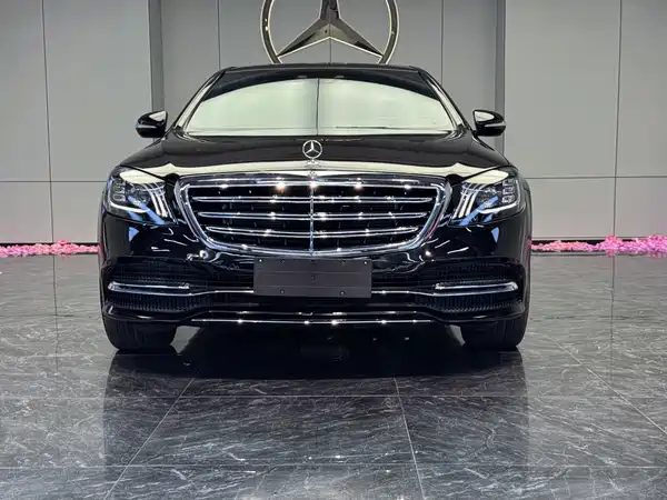 Mercedes-Benz S-Class 2020
