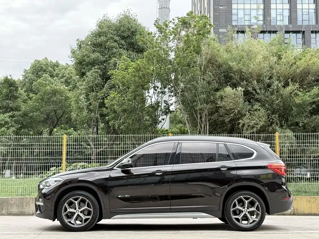 BMW X1 2017 — фото 4
